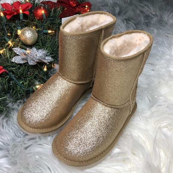 UGG Shoes - Ugg short ll boots